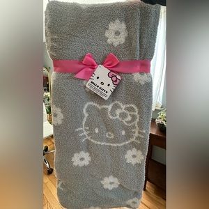 Hello Kitty Throw